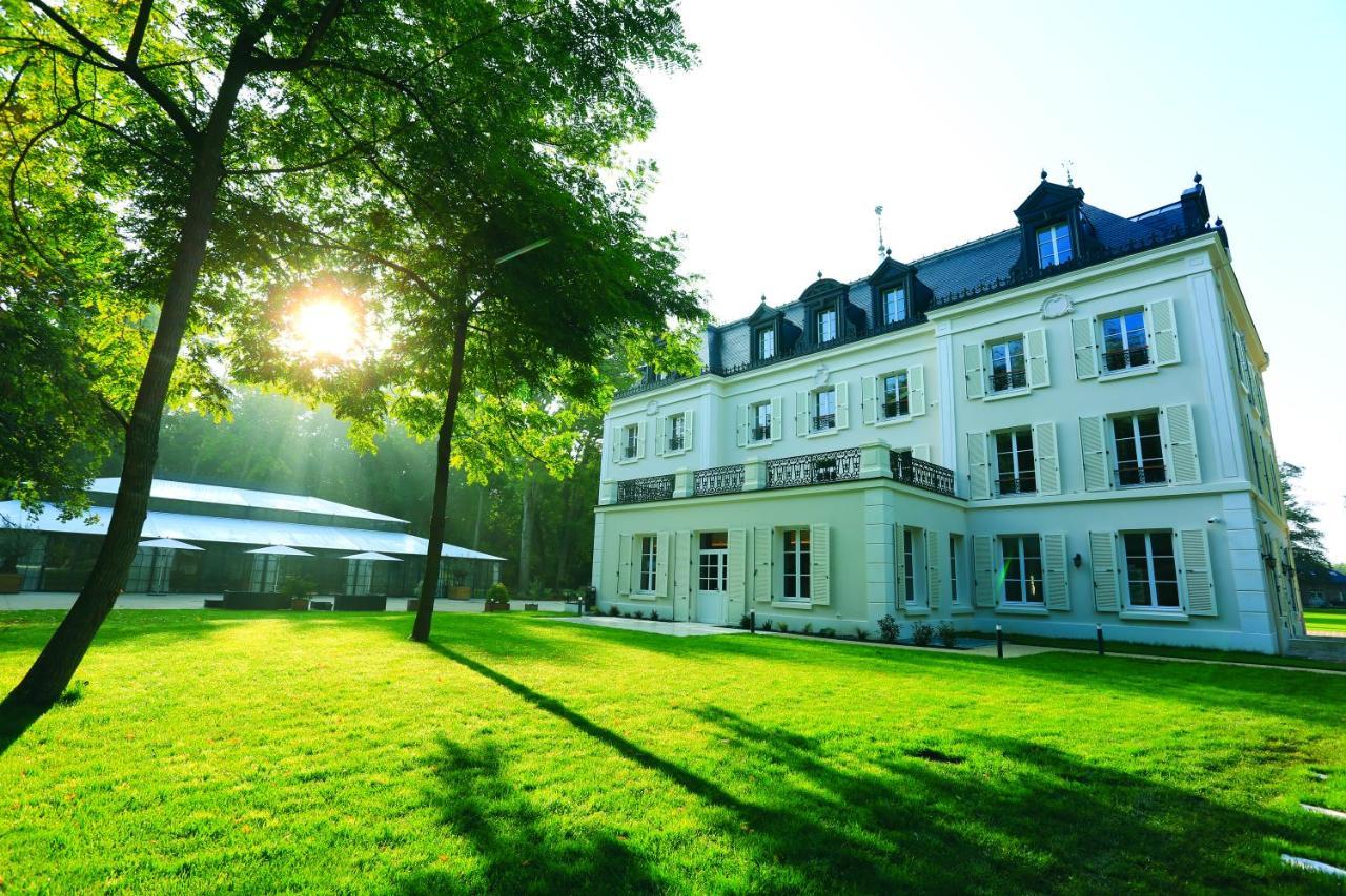 Chateau Des Hauts De Provins Hotel Champcenest Exterior foto