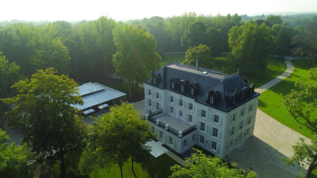 Chateau Des Hauts De Provins Hotel Champcenest Exterior foto